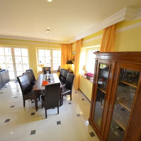 Holiday home Ferienhaeuser Zum Hoeft 44 *